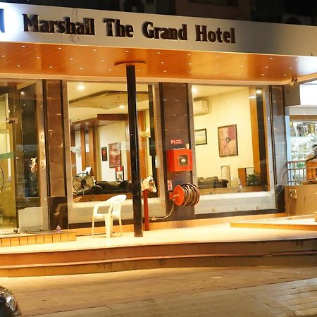 Marshall The Grand Hotel アーメダバード エクステリア 写真