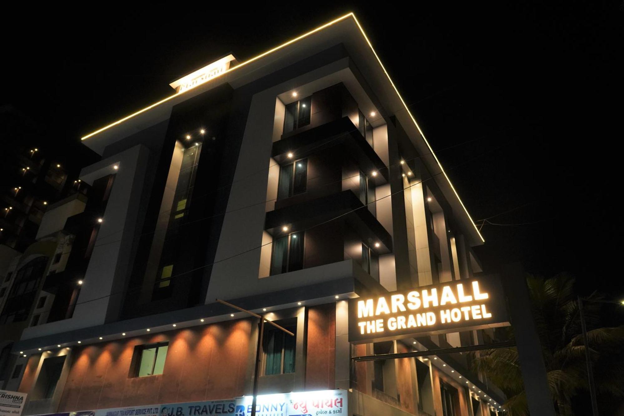 Marshall The Grand Hotel アーメダバード エクステリア 写真